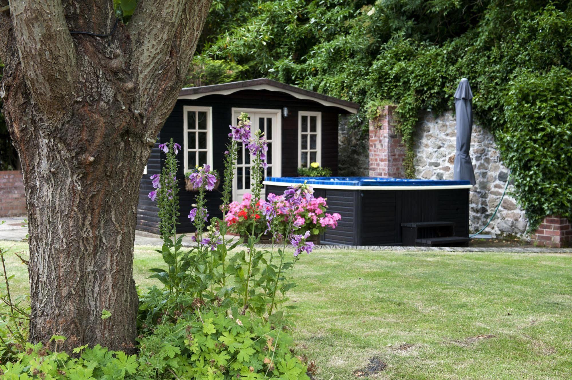 Ashbrook Bed And Breakfast Llandudno Buitenkant foto